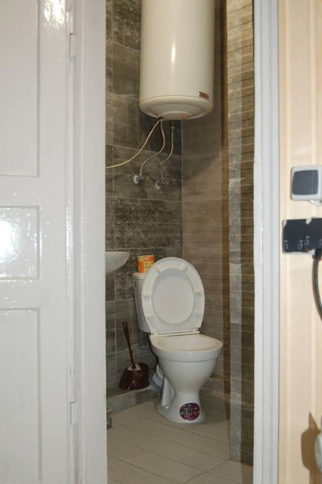 Apartment On Stepana Bandery 37 Постійне Електропостачання Lviv Bagian luar foto