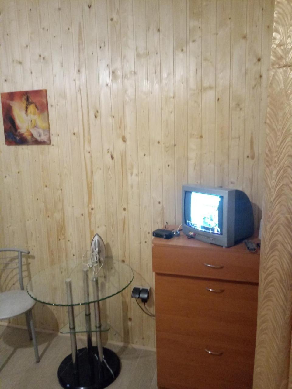 Apartment On Stepana Bandery 37 Постійне Електропостачання Lviv Bagian luar foto